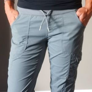 The North Face - crop pants